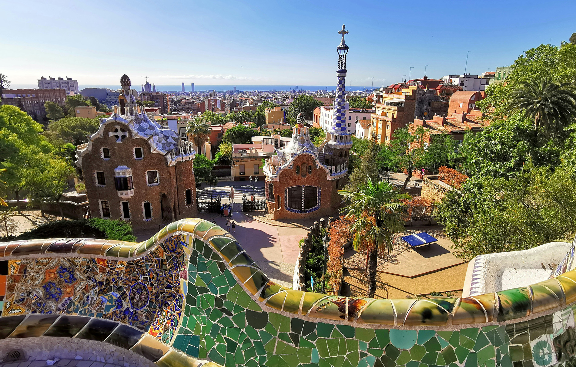 Blick aus dem Park Güell über Barcelona
